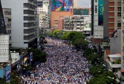 Maduro sólo quiere ganar tiempo: oposición. VIDEO